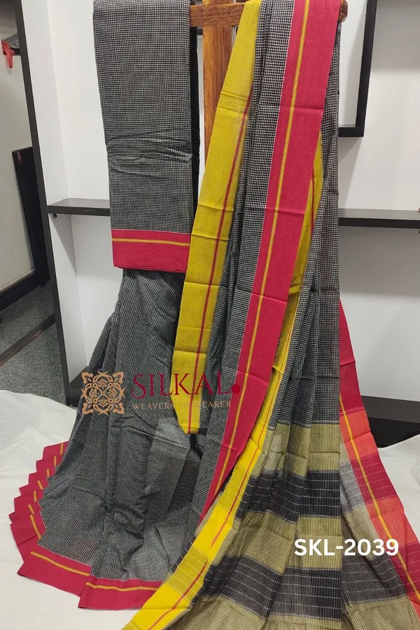 Patteda_Anchu_Pure_Cotton_Ganga_Jamuna_Handwoven_Saree_Saree_Code-_SKL1035