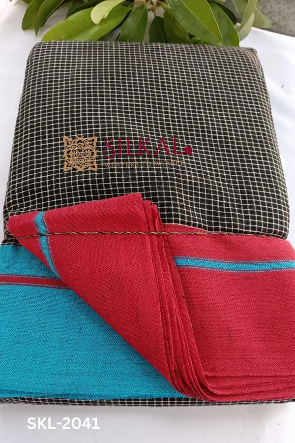 Patteda_Anchu_Checks_With_Plain_Border_Saree_Code-_SKL1396