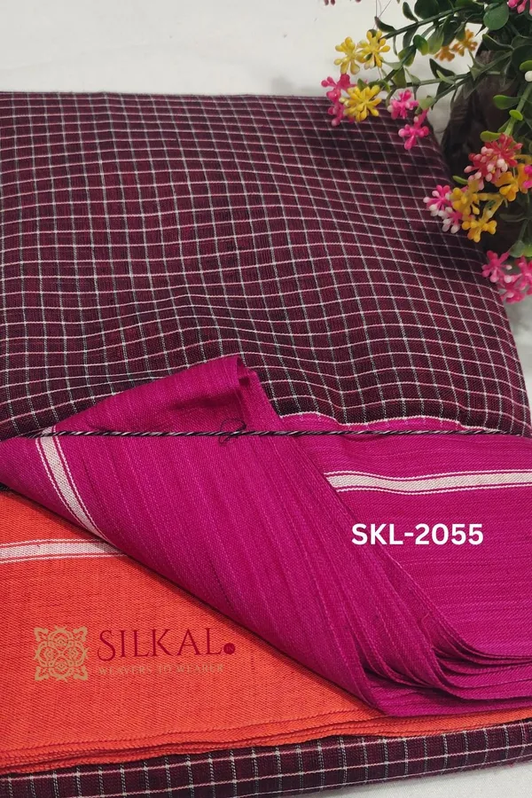 Patteda_Anchu_Checks_With_Plain_Border_Saree_Code-_SKL1139