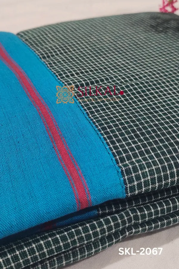 Patteda_Anchu_Checks_With_Plain_Border_Saree_Code-_SKL1687