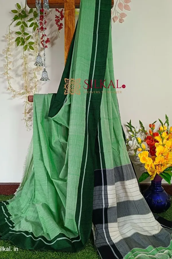 Patteda_Anchu_Pure_Cotton_Handwoven_Saree_Saree_Code-_SKL1158