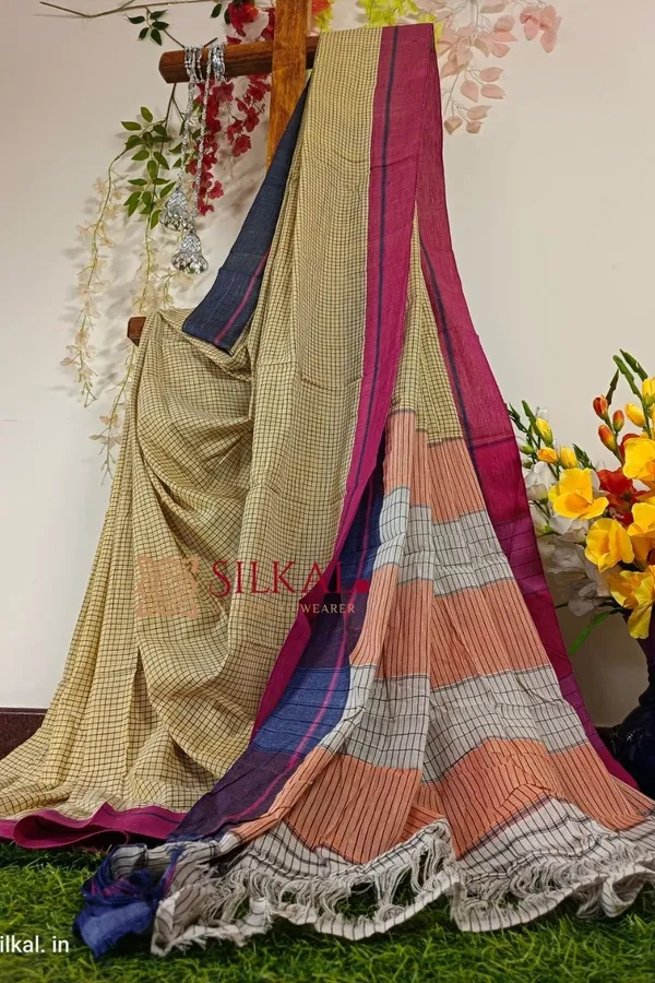 Patteda_Anchu_Checks_With_Plain_Border_Saree_Code-_SKL1115