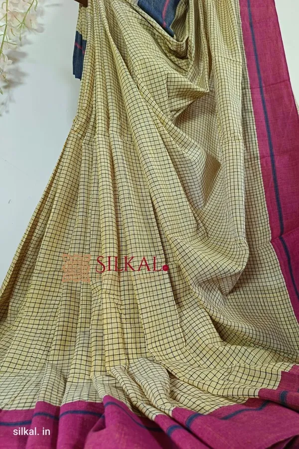 Patteda_Anchu_Checks_With_Plain_Border_Saree_Code-_SKL1115