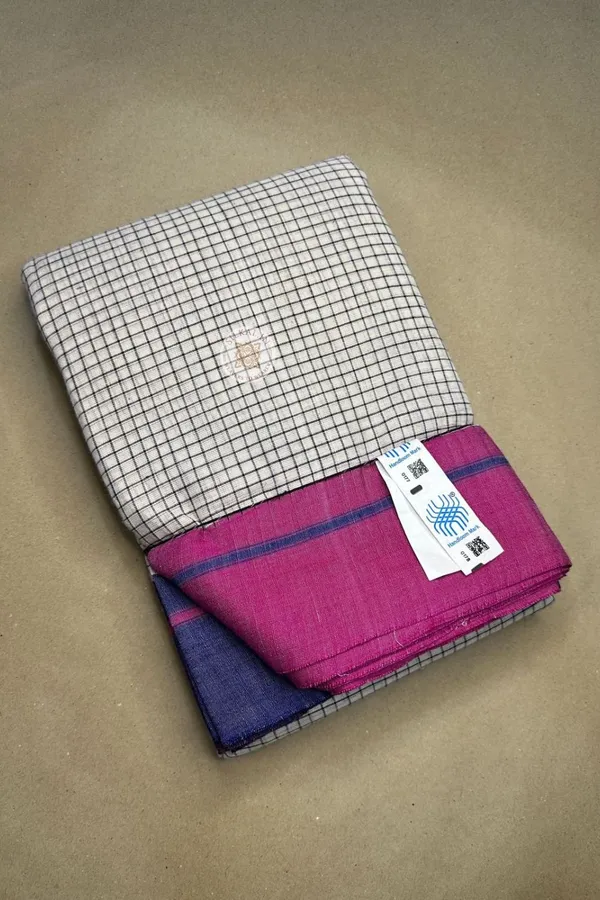Patteda_Anchu_Checks_With_Plain_Border_Saree_Code-_SKL1030