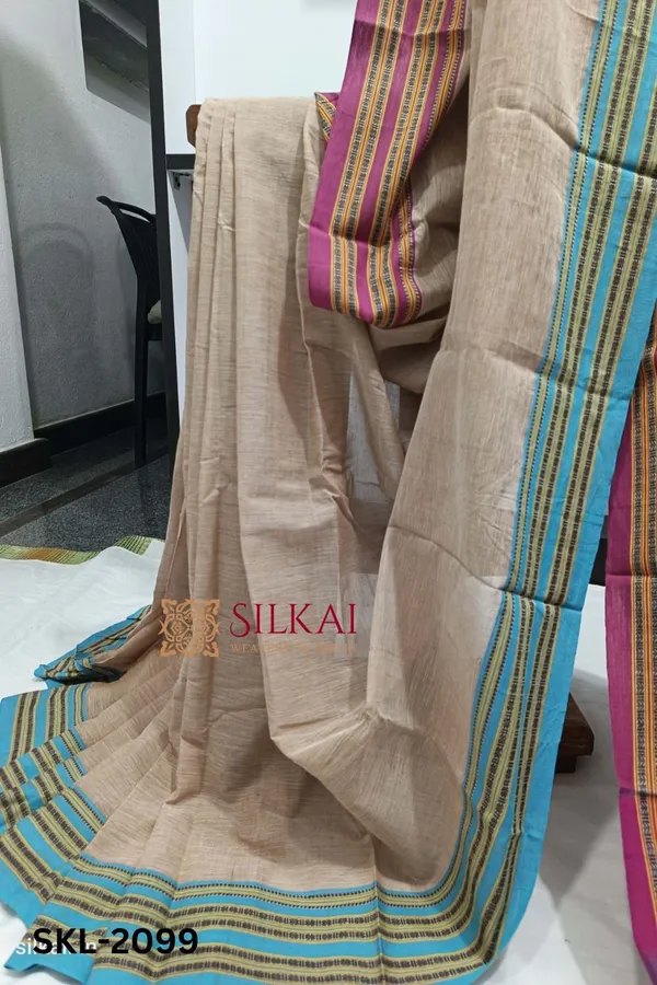 Patteda_Anchu_Pure_Cotton_Handwoven_Saree_With_Gaadi_Dadi_Border_Saree_Code-_SKL1210