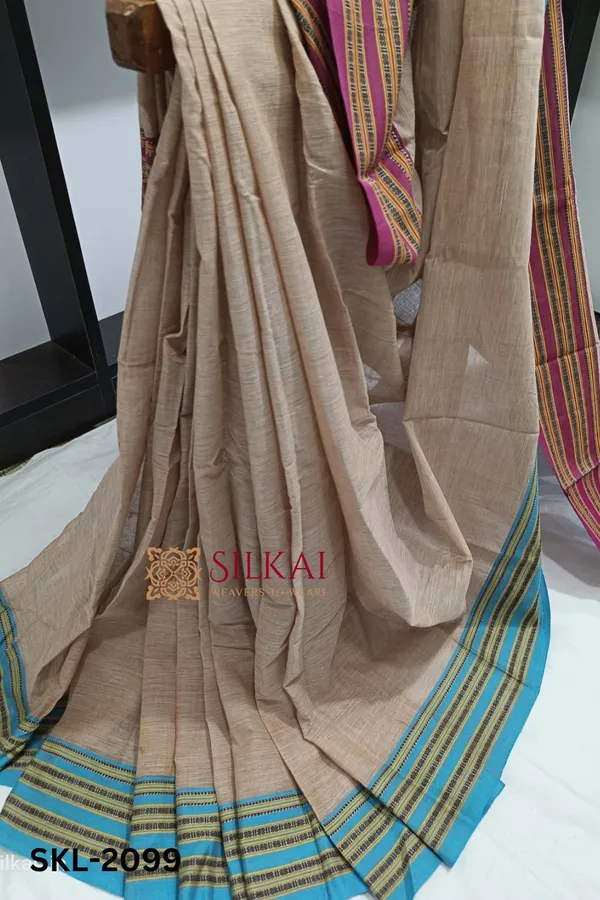 Patteda_Anchu_Pure_Cotton_Handwoven_Saree_With_Gaadi_Dadi_Border_Saree_Code-_SKL1210