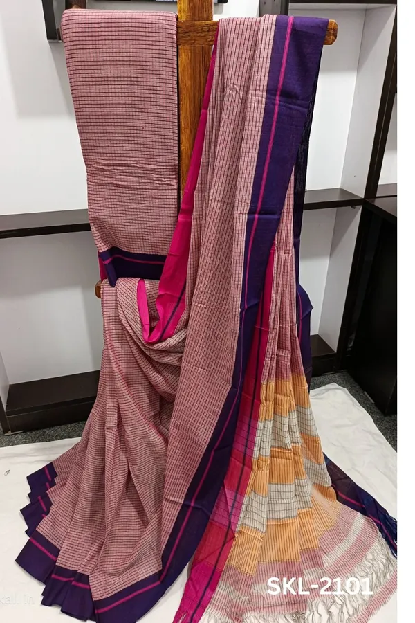 Patteda_Anchu_Checks_With_Plain_Border_Saree_Code-_SKL1525
