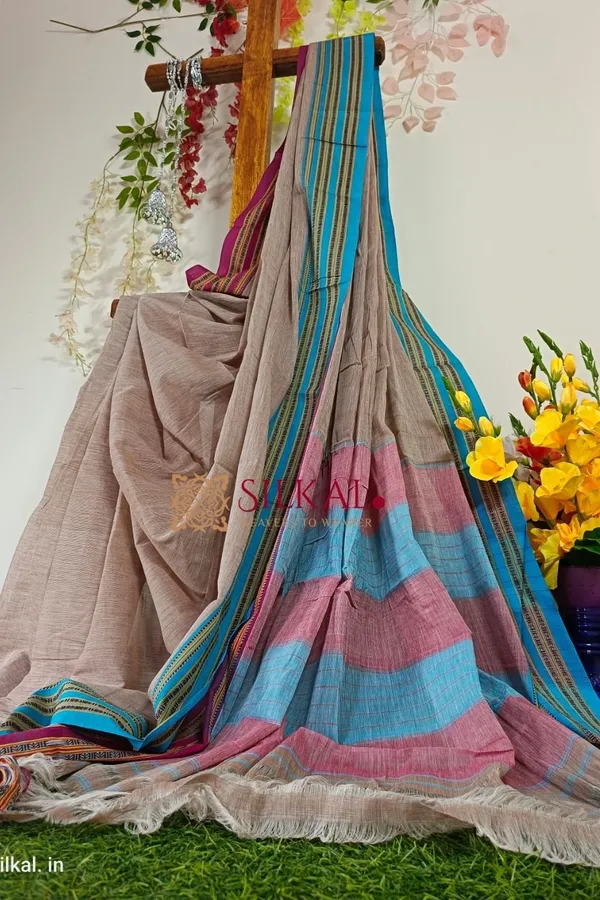 Patteda_Anchu_Pure_Cotton_With_Gaadi_Dhadi_Border_Saree_Saree_Code-_SKL1526