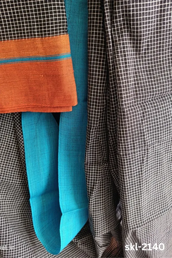 Patteda_Anchu_Checks_With_Plain_Border_Saree_Code-_SKL1606