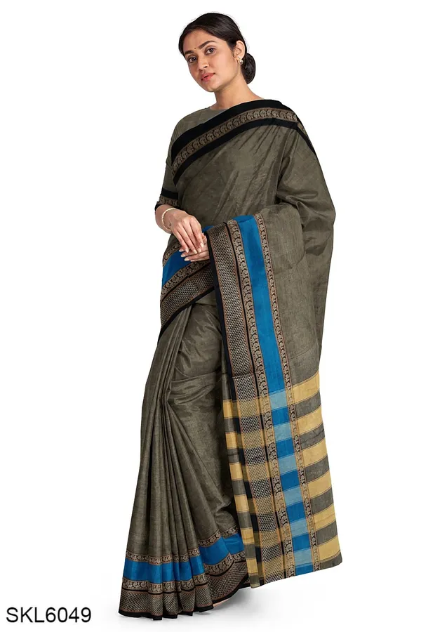 Narayan_Peth_Plain_Cotton_Saree_With_Patti_Pallu_Saree_Code-_SKL1679