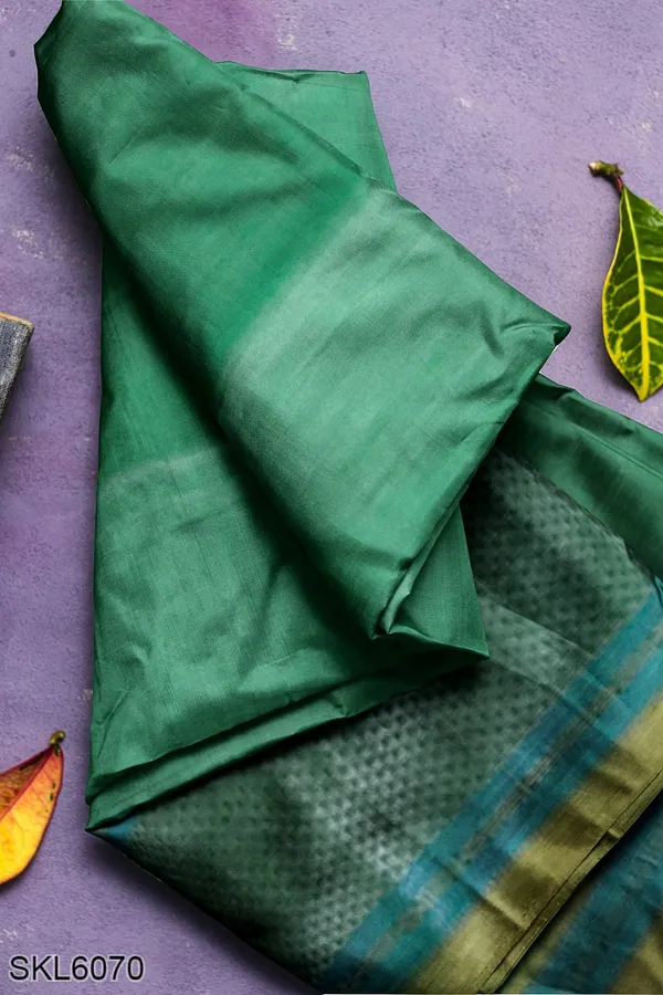 Narayan_Peth_Plain_Cotton_Saree_With_Patti_Pallu_Saree_Code-_SKL1678