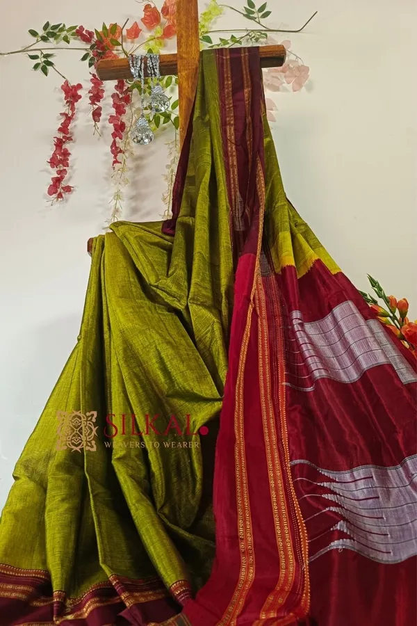 Ilkal_Handloom_Viscose_Cotton_Silk_Special_Gayatri_Border_Saree_Code-_SKL1369