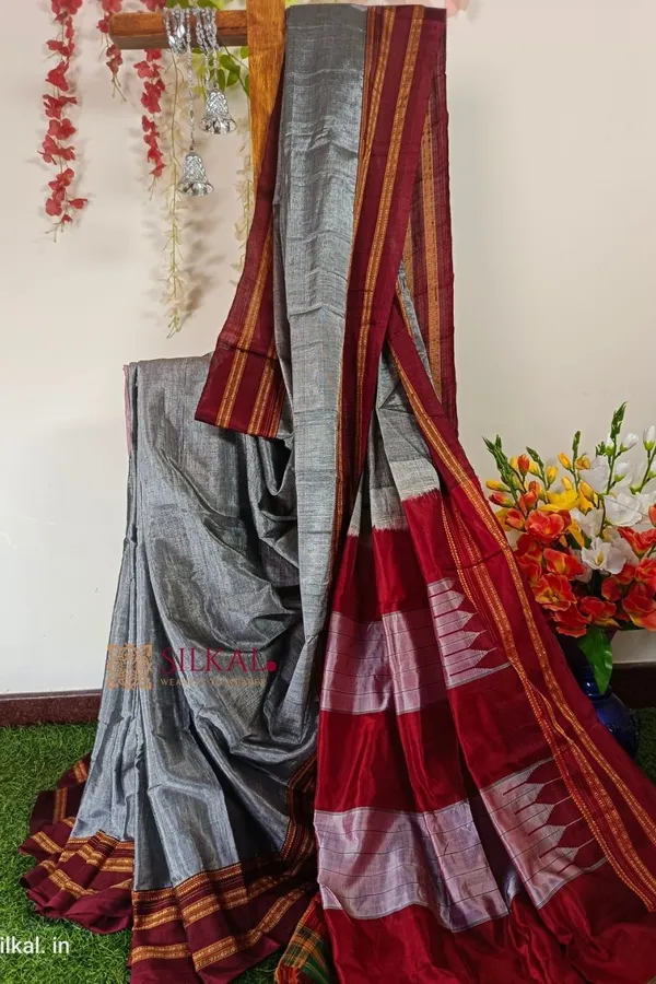 Ilkal_Handloom_Viscose_Cotton_Silk_Special_Gayatri_Border_Saree_Code-_SKL1258