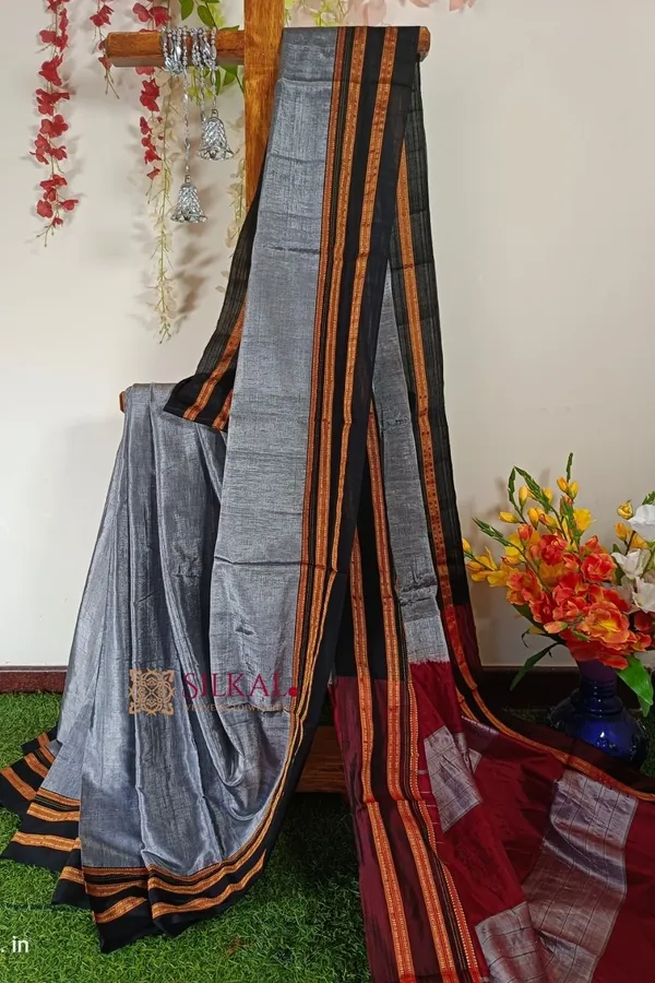 Ilkal_Handloom_Viscose_Cotton_Silk_Special_Gayatri_Border_Saree_Saree_Code-_SKL1591