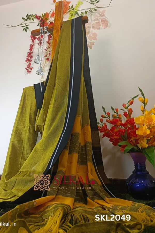 Patteda_Anchu_Pure_Cotton_Handloom_Saree_Saree_Code-_SKL1380
