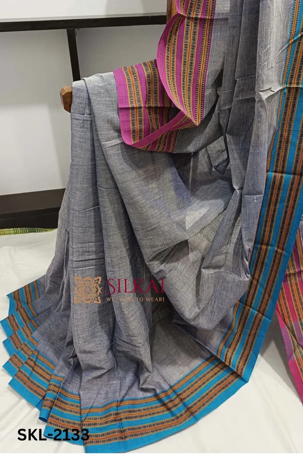 Patteda_Anchu_Pure_Cotton_Handwoven_Saree_With_Gaadi_Dadi_Border_Saree_Code-_SKL1381