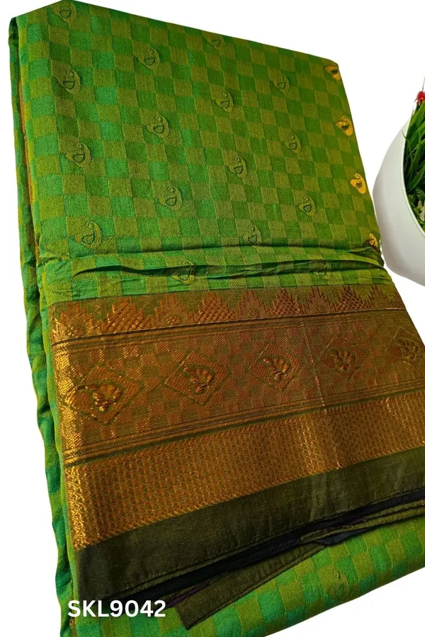 New_Design_Iilkal_Soft_Silk_Saree_Saree_Code-_SKL1534