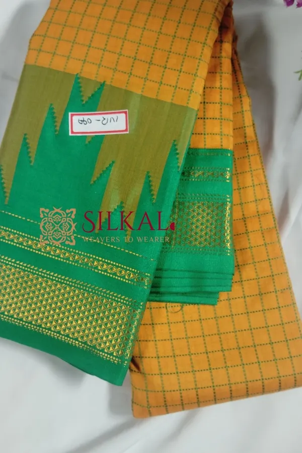 One_Side_Border_Chandarana_Temple_Saree_Code-_SKL1778