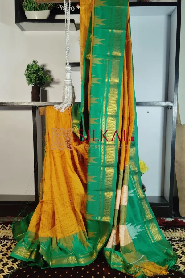 One_Side_Border_Chandarana_Temple_Saree_Code-_SKL1778