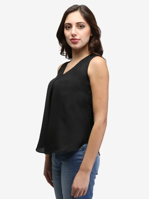 Black_Plain_Basic_Flowy_V-Neck_Pleated_Sleeveless_Summer_Basic_Tank_Top