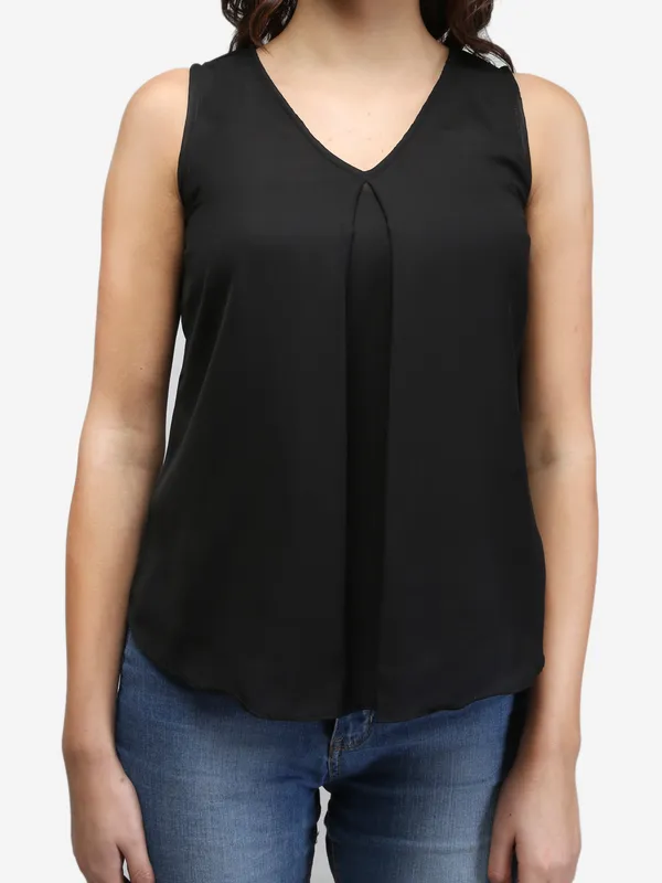 Black_Plain_Basic_Flowy_V-Neck_Pleated_Sleeveless_Summer_Basic_Tank_Top