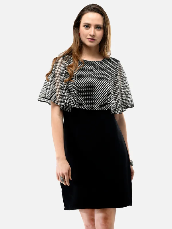 Black-White_Lace_Cape_Sleeves_Shift_Dress_For_Women