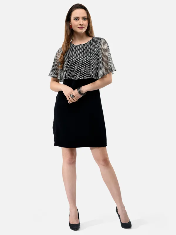 Black-White_Lace_Cape_Sleeves_Shift_Dress_For_Women