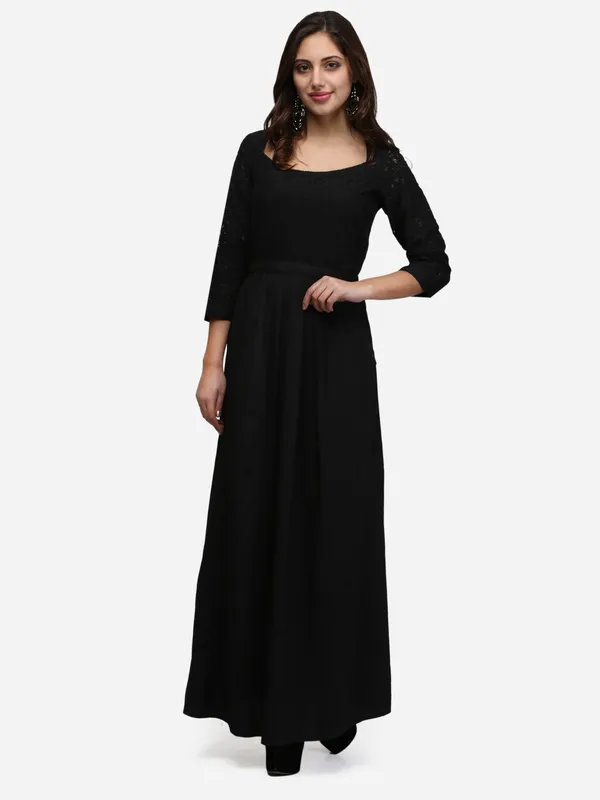 Black_Lace_Square_Designer_Neck_3/4_Sleeves_One_Pocket_On_Right_Side_Maxi_Dress_&_Fabric_Belt