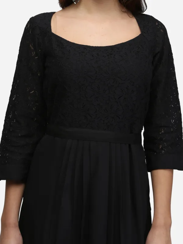 Black_Lace_Square_Designer_Neck_3/4_Sleeves_One_Pocket_On_Right_Side_Maxi_Dress_&_Fabric_Belt