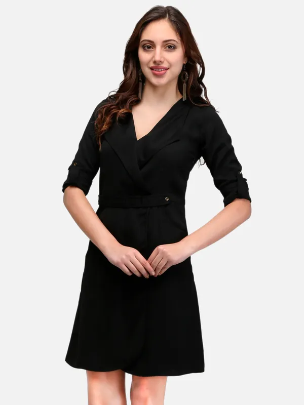 Black_Lapel_Collar_Two_Front_Pockets_Day_To_Night_Out_Classy_Wrap_Dress
