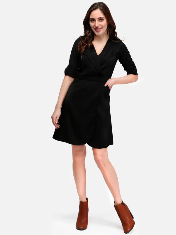 Black_Lapel_Collar_Two_Front_Pockets_Day_To_Night_Out_Classy_Wrap_Dress