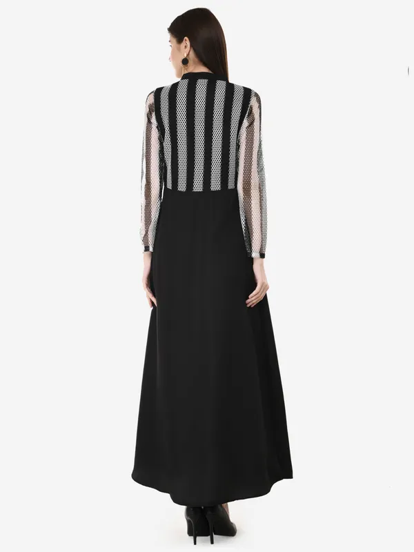 Black_&_White_Lace_Empire_Waist_Front_Button_Design_A-Line_Long_Indo_Western_Dress_For_Women