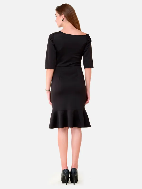 Black_Plain_One_Shoulder_3/4_Sleeves_Peplum_Hem_Party_Wear_Dress_For_Women