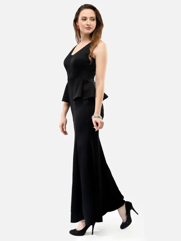 Black_Lycra_V-Neck_Fish_Cut_Gown_For_Women