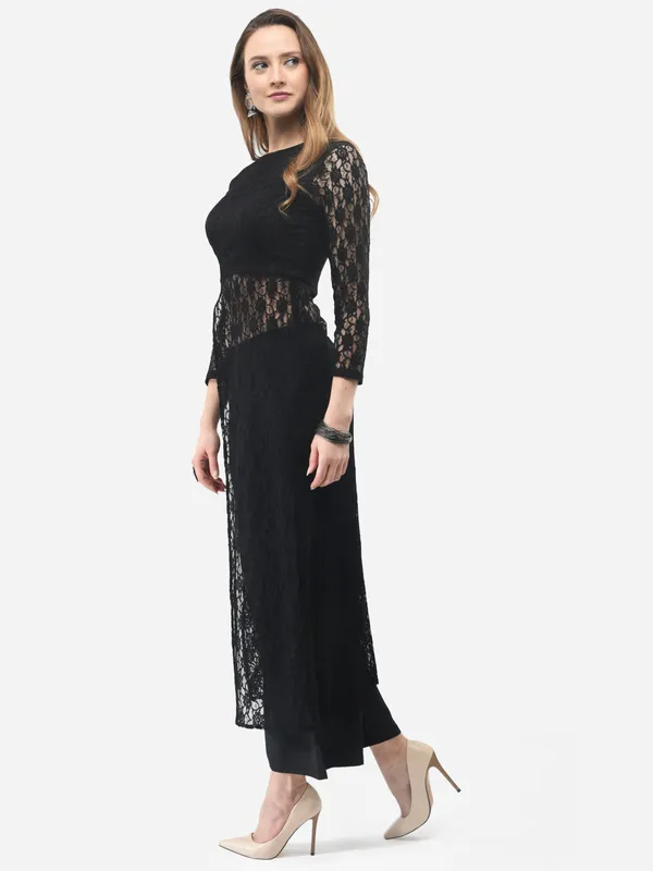 Black_Designer_Lace_Kurta_Having_Front_Slit_Full_Sleeves_With_Palazzo_Fusion_Wear_Set_For_Women