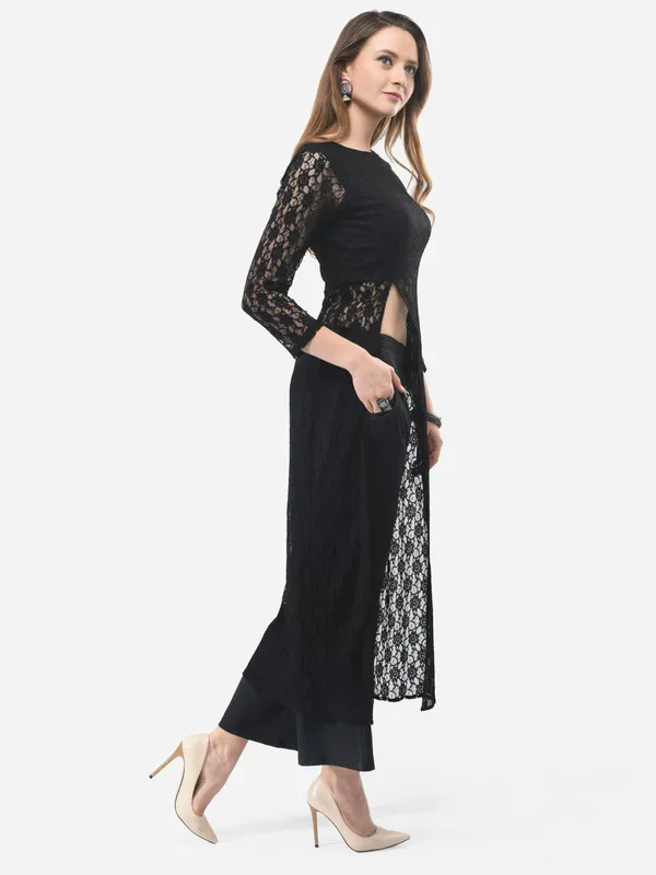 Black_Designer_Lace_Kurta_Having_Front_Slit_Full_Sleeves_With_Palazzo_Fusion_Wear_Set_For_Women