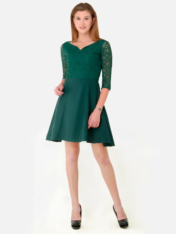 Green_Sweetheart_Neckline_Fit_&_Flare_Empire_Waist_Lace_Dress