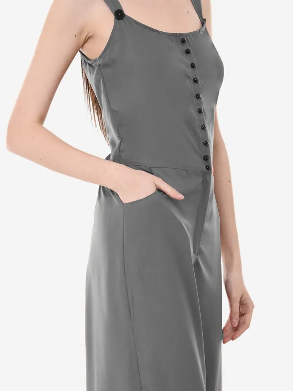 Grey_Solid_Basic_Jumpsuit_For_Women