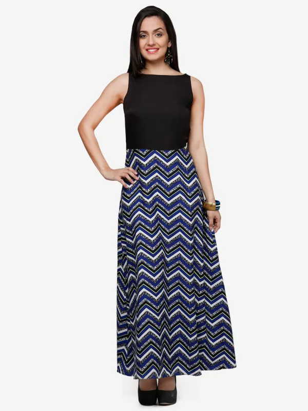 Black_Chevron_Printed_Floor_Length_Empire_Waist_Maxi_Dress_For_Women