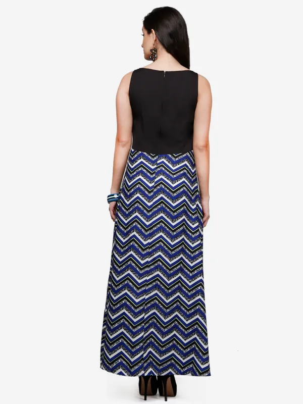 Black_Chevron_Printed_Floor_Length_Empire_Waist_Maxi_Dress_For_Women