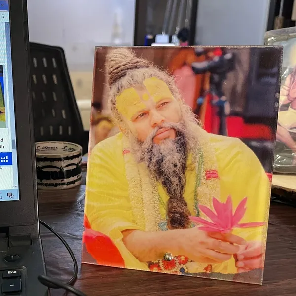 Multicolor_Shri_Premanand_Ji_Maharaj_Acrylic_Photo_Frame_For_Mandir,_Office_(8_X_6_In)