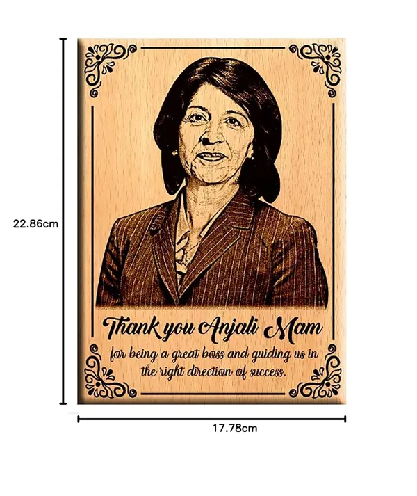 Brown_Customized_Engraved_Wooden_Photo_Frame_For_Boss/_Lady_Boss/_Mentor_(9_X_7_In)