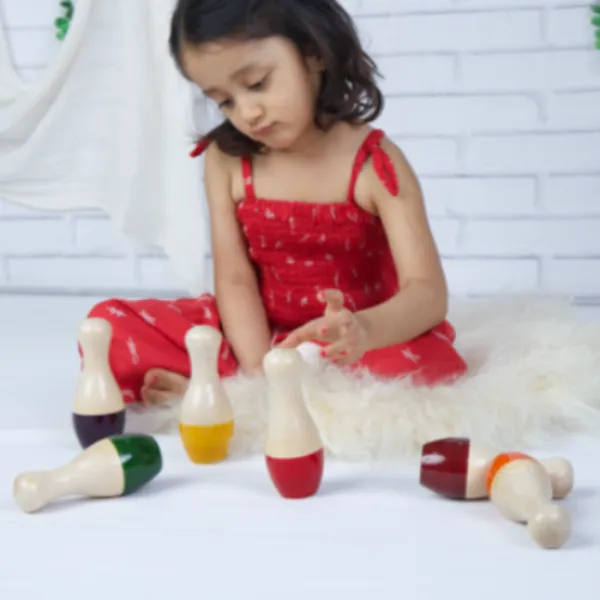 Multicolour_Wooden_Bowling_Pins_Toy_For_Kids