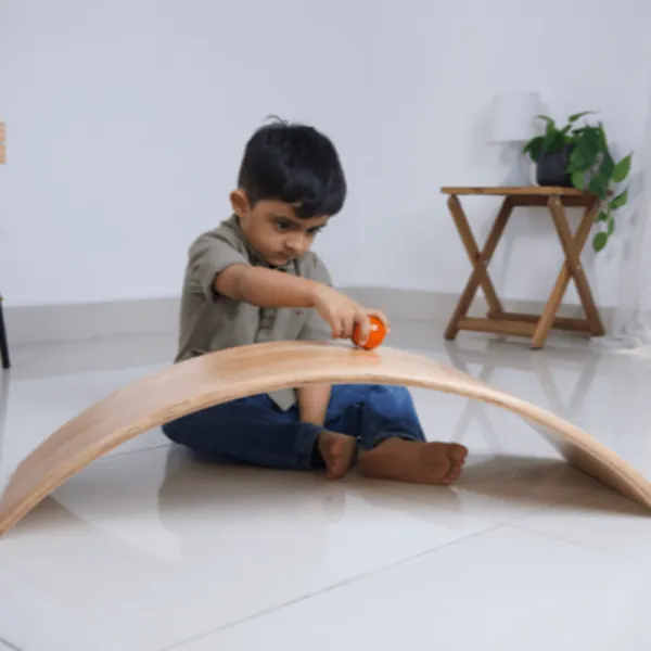 Beige_Wooden_Balancing_Board_Toy_For_Kids