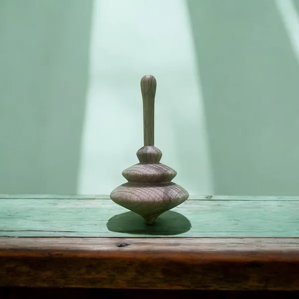 Beige_Wooden_Spin_Top_Set