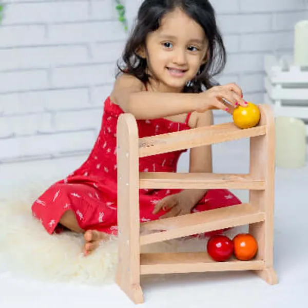 Beige_Wooden_Montessori_Ball_Tracker_Toy_For_Kids