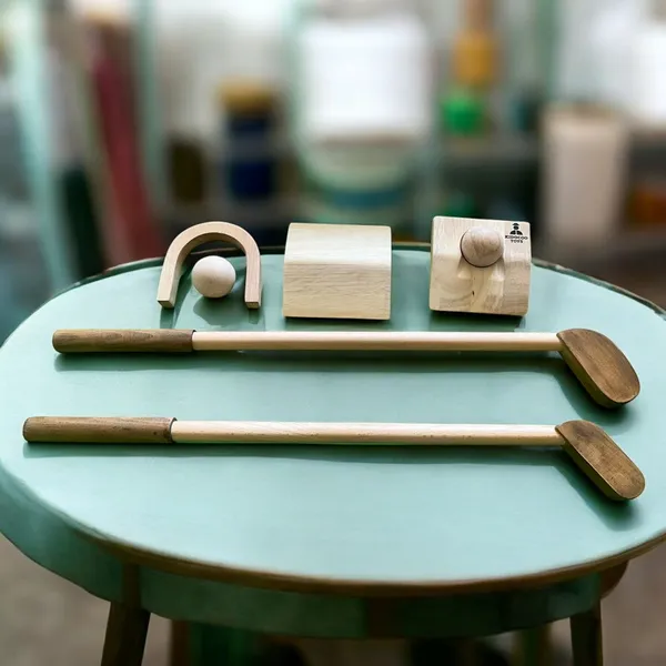 Beige_Wooden_Premium_Golf_Set_Toy_For_Kids