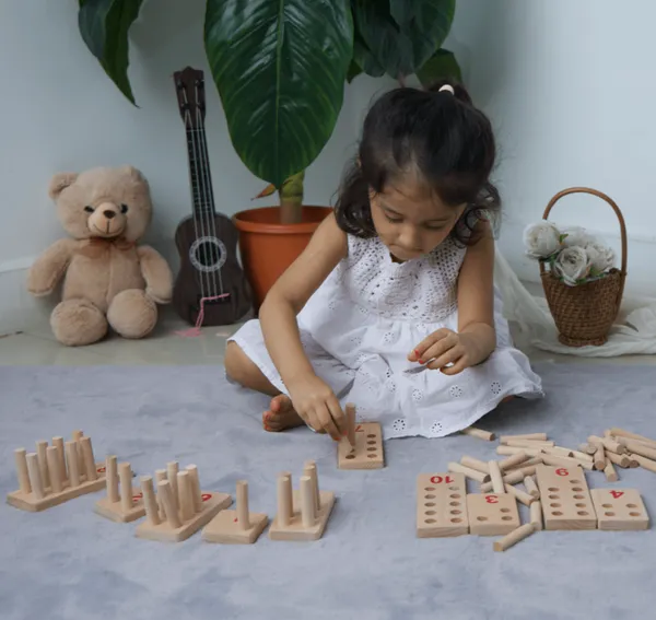 Beige_Wooden_Number_Counting__Toy_For_Kids