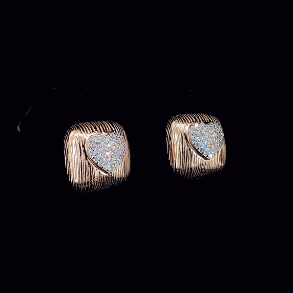 Elegant_Heart-Cut_Cz_Stud_Earrings