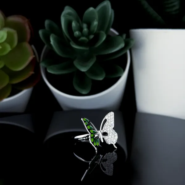 Emerald_Breeze_Butterfly_Ring